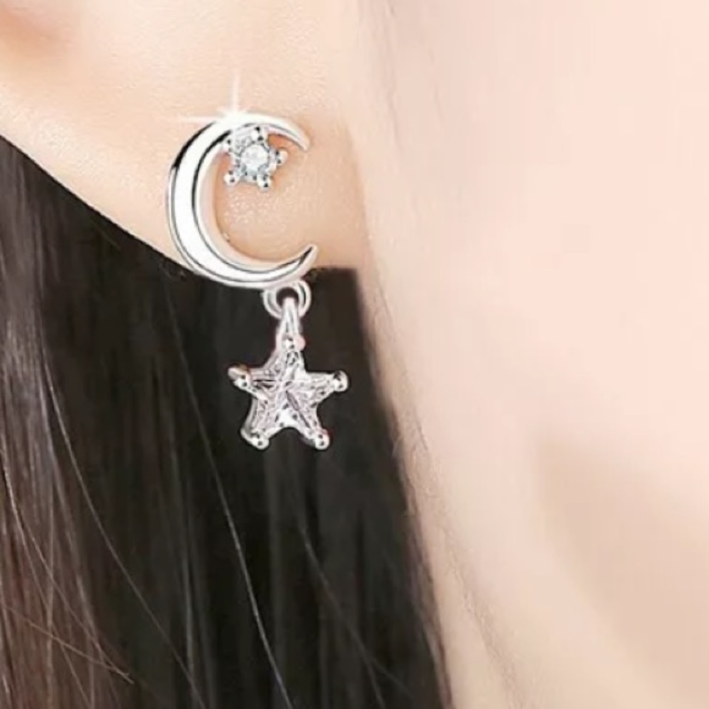 Star and moon 925 Silver Drop Earrings NWT⭐️🌙 - Picture 4 of 4